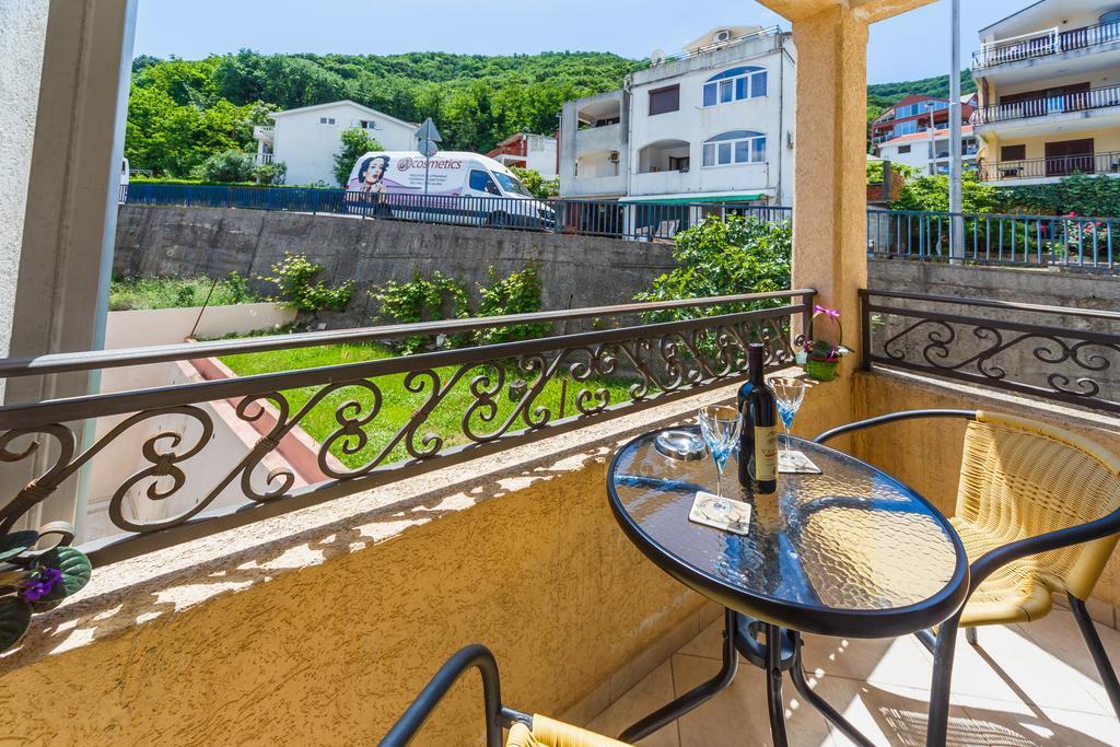 Apartments Manojlovic Budva Exterior photo